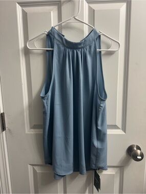 HALARA Keyhole Back Halter Sleeveless Curved Hem Work Blouse